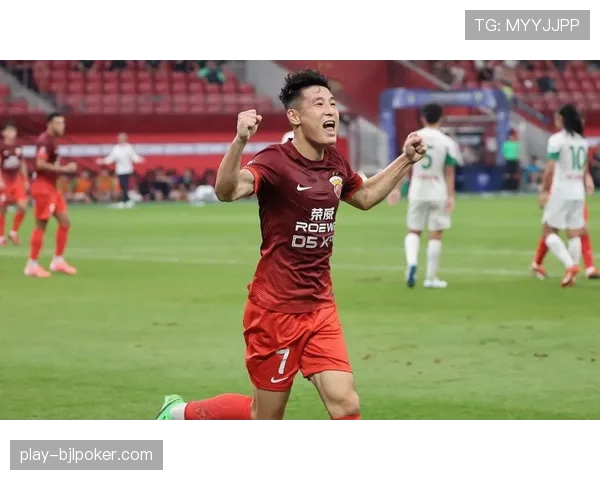 重庆铜梁龙2-1战胜上海海港，迎来4连胜